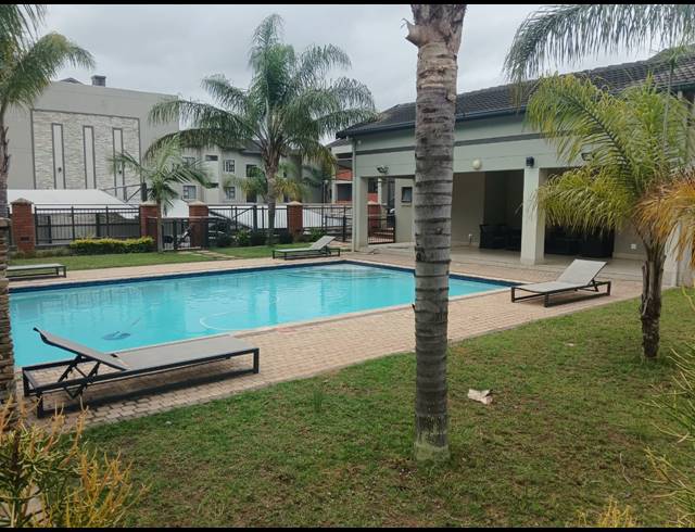 1 BEDROOM APARTMENT FOR SALE IN UMHLANGA RIDGE